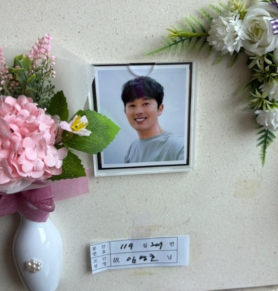 <b>가수</b> <b>임영호</b> 별세, 여자친구가 전한 부고..향년 49세 "끝까지 내 걱정뿐...