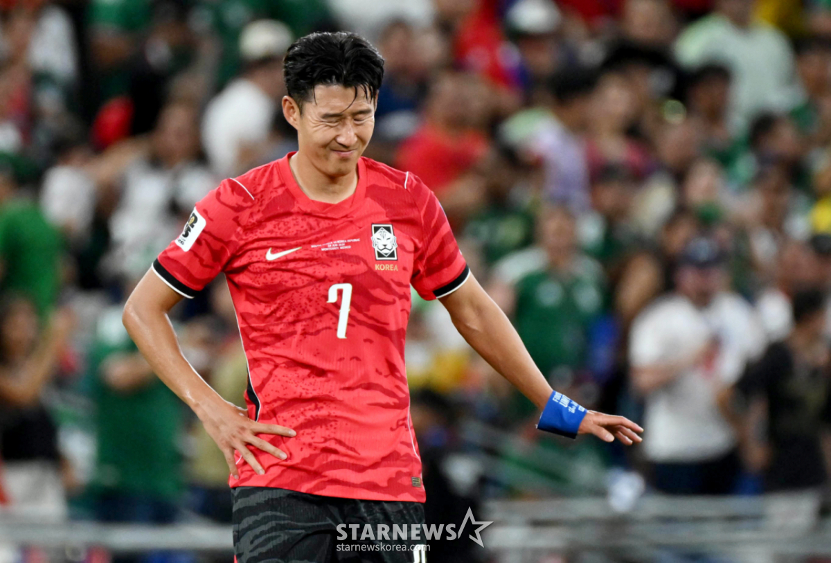 "<b>손흥민</b> 아직 월드컵 아쉬움 털어내지 못했다, 신체적으로도..." LAFC 감독...