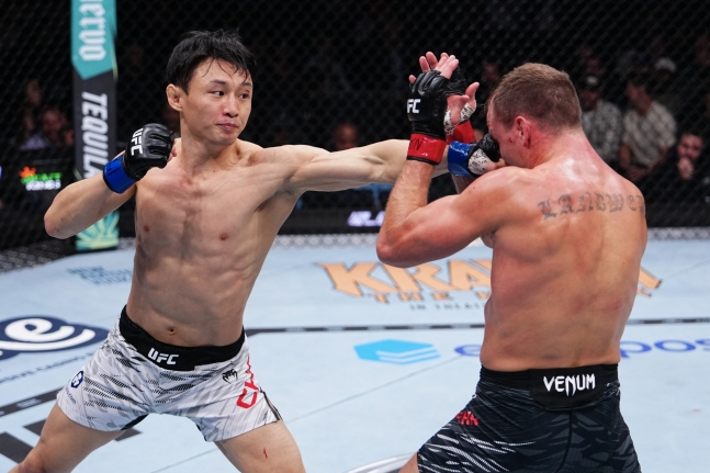 "핏불 나와" 최두호, 9월 <b>UFC</b> 331서 10년 만에 '랭커 복귀' 도전... 조슈...