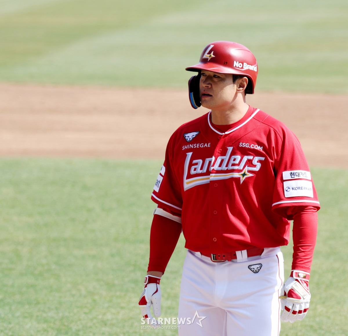 '대체 선발 5이닝 노히트→김재환 결승 투런' <b>SSG</b>, <b>LG</b>에 5-3 승리 [잠실 ...