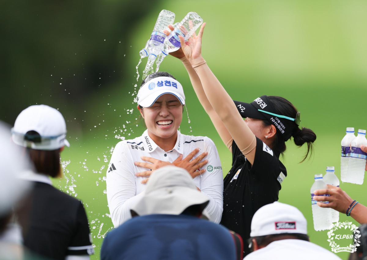 '2연속 <b>우승</b>' <b>서교림</b>, <b>KLPGA 챔피언십</b> 정상 '우뚝'... 짜릿한 연장 명승...