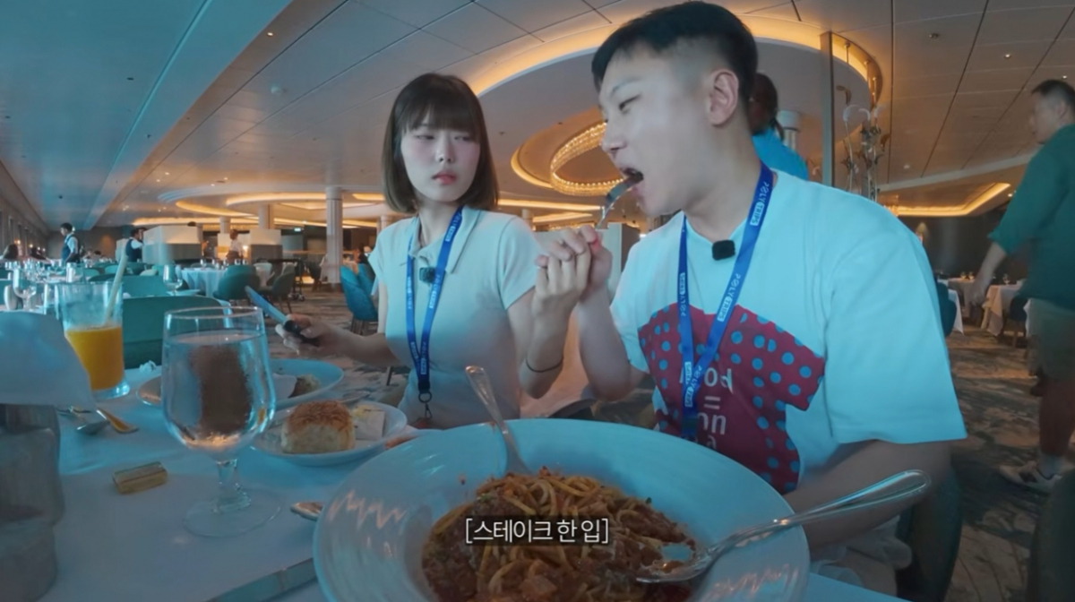 <b>빠니보틀</b>, 예비신부 전격 공개..<b>혼전 허니문</b> "아내 메로나"[스타이슈]
