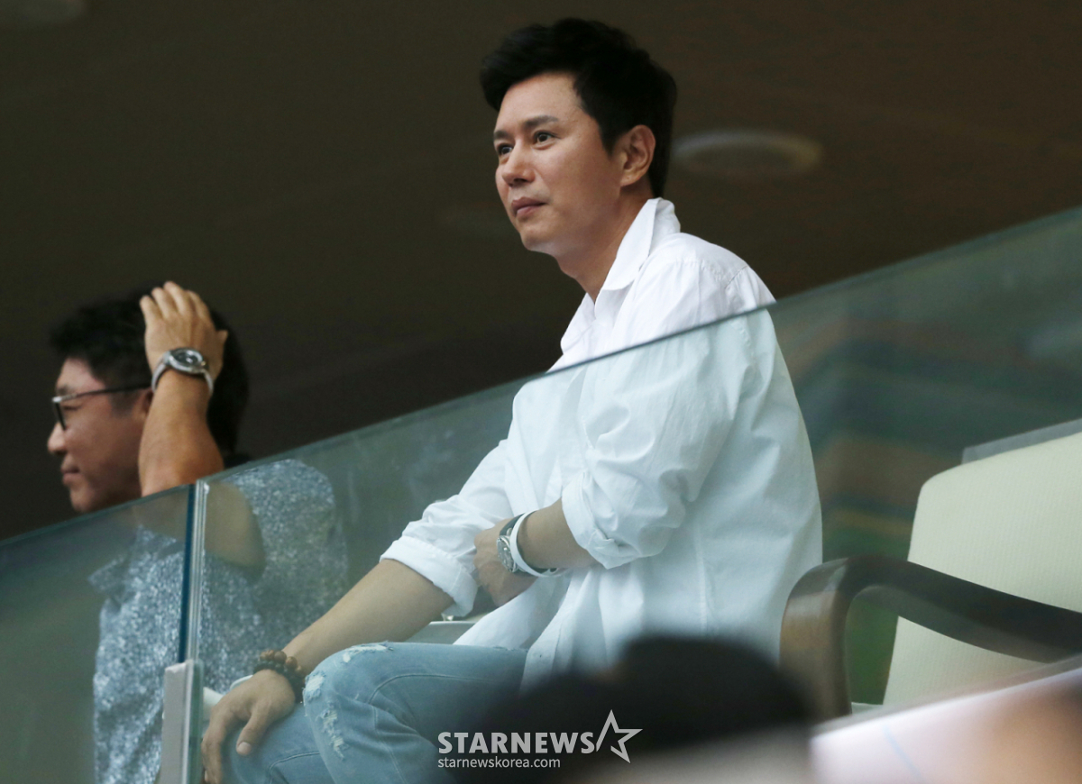 [속보] <b>김민종</b>, MC몽 <b>명예훼손</b> 형사 <b>고소</b>.."할리우드 진출 논의 중단"