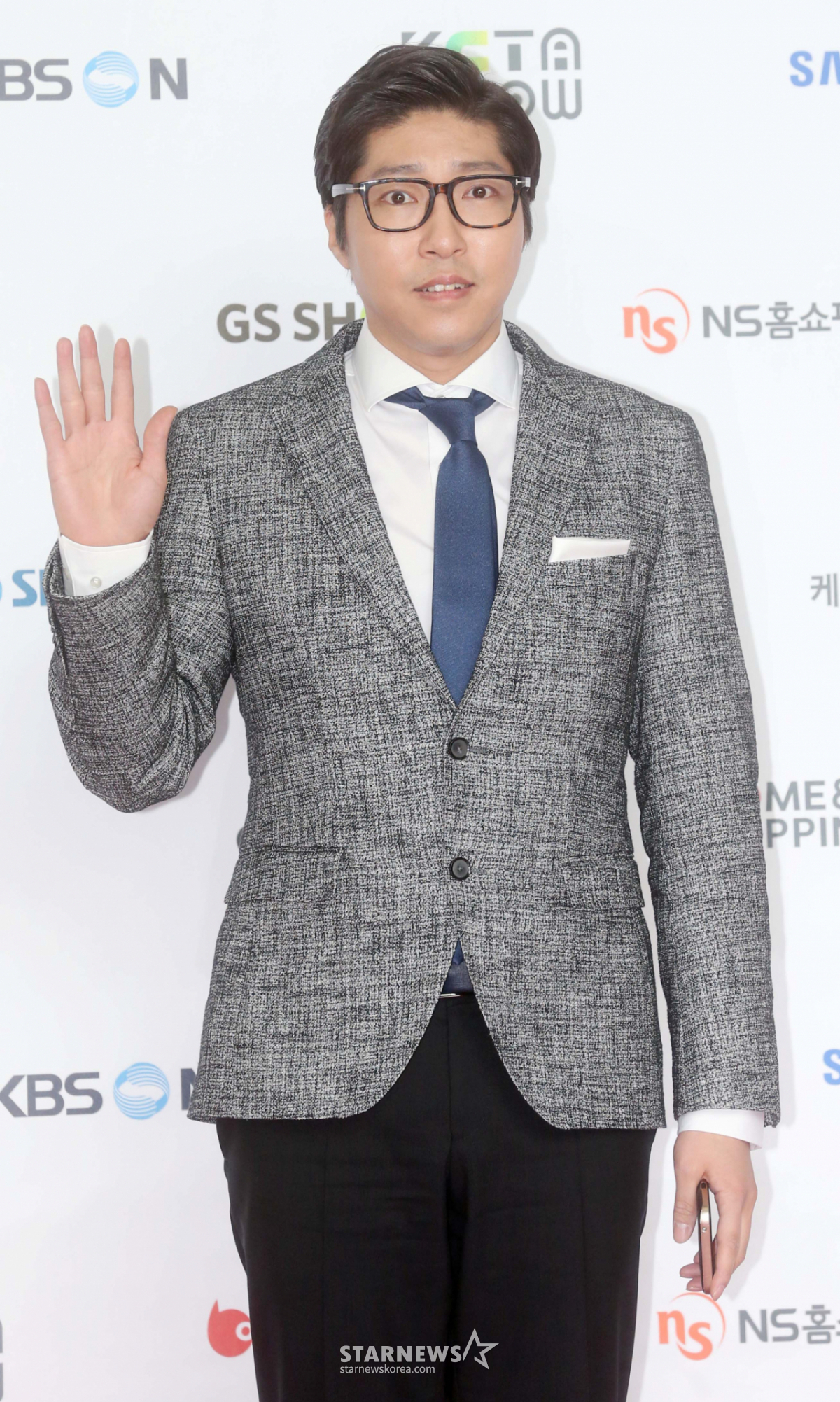 "잠든 듯 떠나" 故<b>대도서관</b>, 갑작스러운 <b>사망</b>..어느덧 오늘(6일) <b>1주기</b>