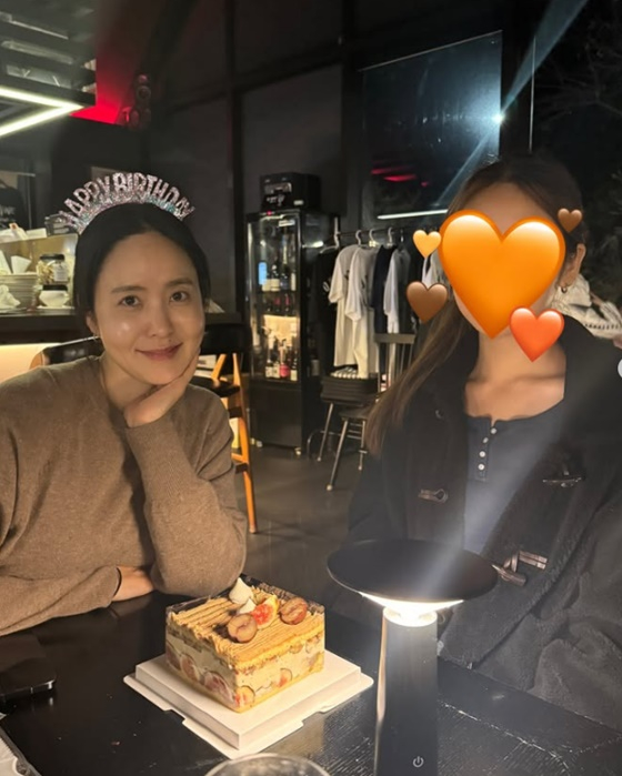 <b>딸 생일파티</b>인데 엄마 친구만 4명..<b>박지윤</b> "미안해" 공개 <b>사과</b>