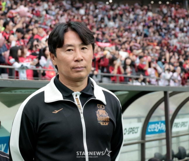 [한번에쓱] '오늘 강원 잡고 우승하자!' FC서울 김기동 감독