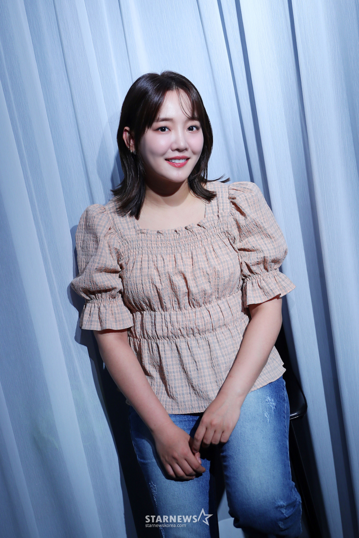 [단독]<b>윤하</b>, 9억 정산금 <b>소송</b> 스타트.."前<b>소속사</b> 계약 해지, 활동 영향 ...