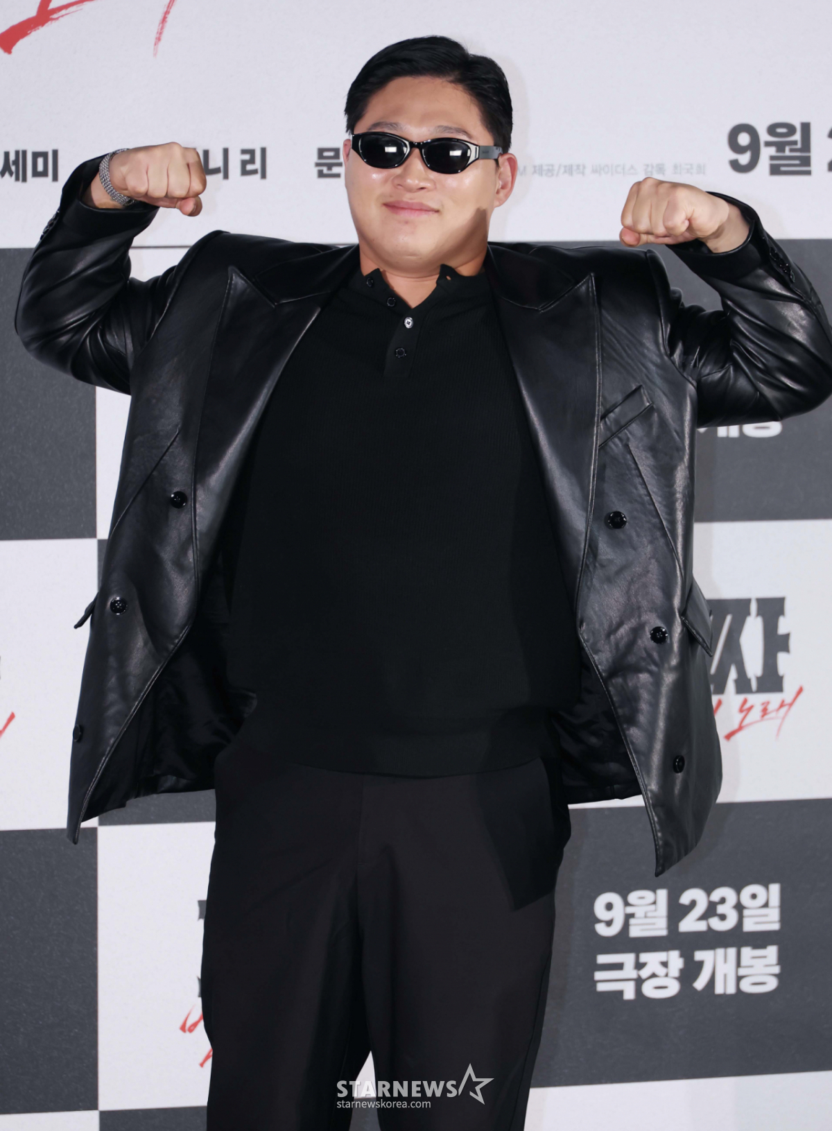 "복에 겨워" <b>스윙스</b>, 스크린 데뷔부터 일냈다..<b>청룡</b>영화상 <b>신인상</b> 노미
