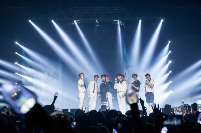 "지칠 때 있었지만 무대 위 행복"..SF9의 한계 없는 '유니버스'(ft.인성 ...
