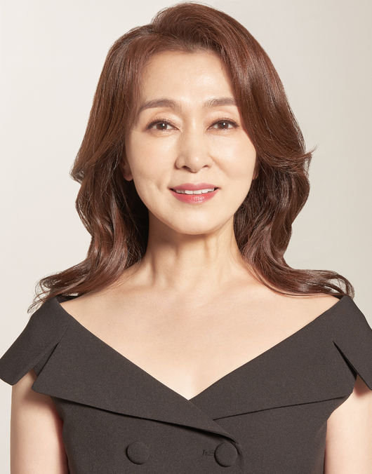 "배우=배우는 사람" <b>문희경</b>, '정글의 법칙'·'자연스럽게' 도전하고픈 이...