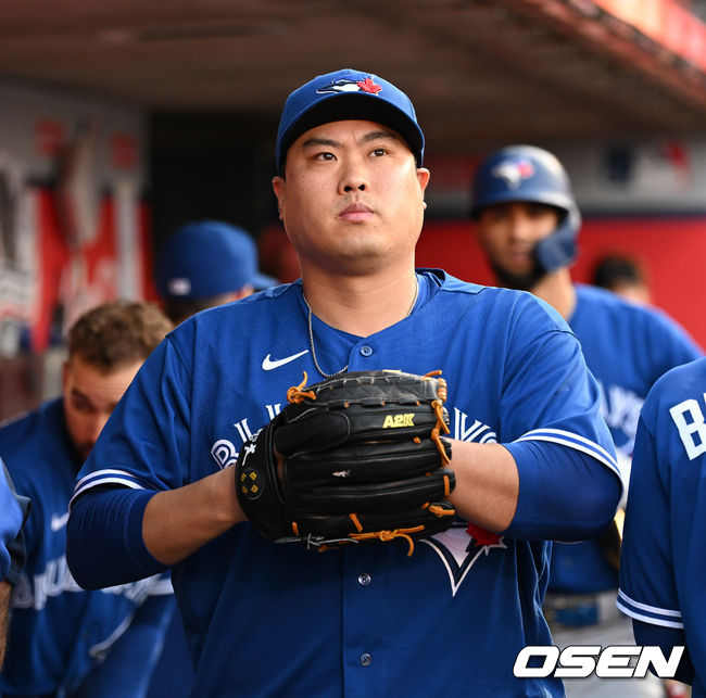 피홈런 1위도 324억 받는데 한화 복귀? <b>류현진</b> 경쟁력 있다, “RYU, 메츠 영입...