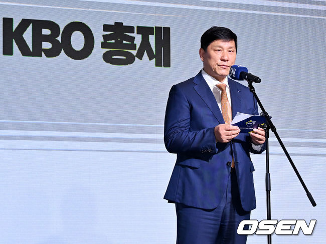 KBO, <b>투수</b> 세 <b>타자</b> 의무 상대 규정 도입...퓨처스리그 우선 적용 [오피셜]