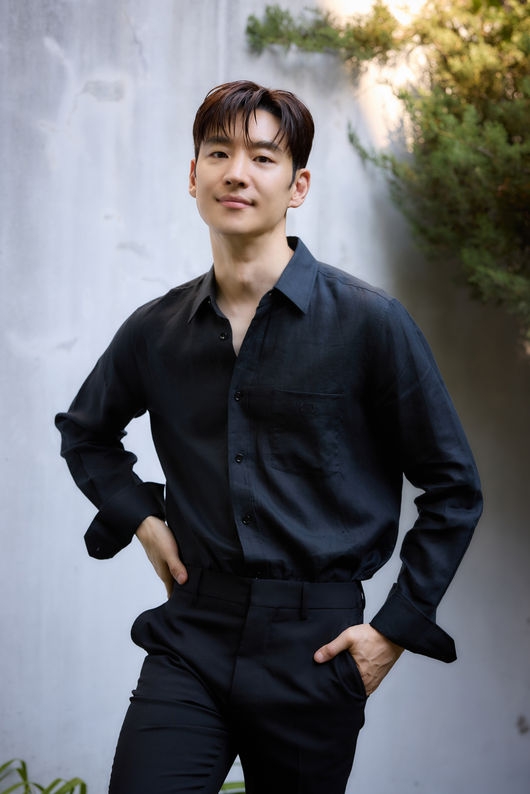 가장 좋아하는 이제훈 배우 어떻게 생각하세요?..'탈주' 이제훈 