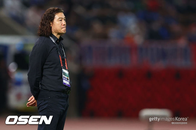 '中 U-21 대표 거절' <b>김판곤 감독</b>, <b>감독</b>대행만 3차례 악몽 잊을까