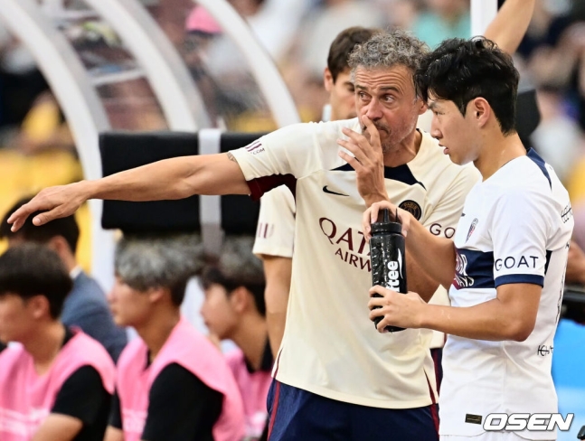 이강인, 엔리케의 &apos;새 왕자&apos; 등극...아스날전 선발 자격 얻었다 스페인 매체도 호평