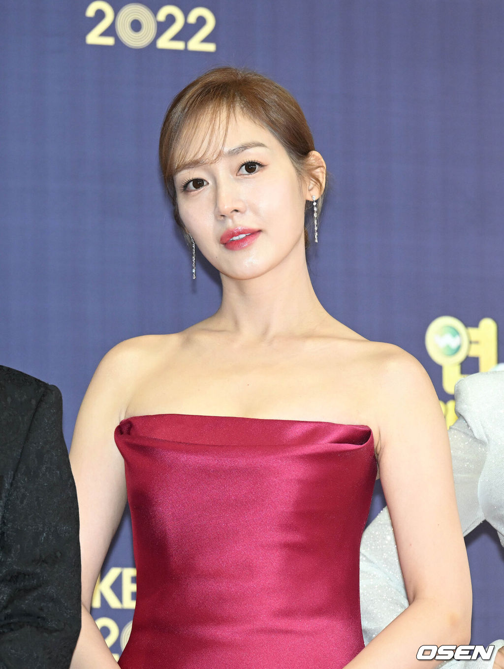 성유리, 옥바라지 언제까지..︎안성현 ‘<b>코인 상장 뒷돈 의혹</b>’ 징역...