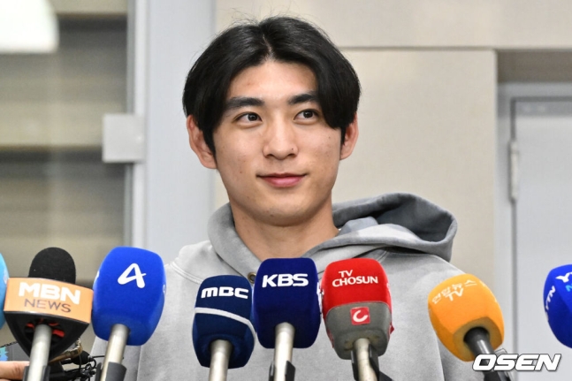 [벳조이]다시 뛰는 바람의 손자…건강해진 이정후, 12일 美 출국 ‘데뷔 시즌 아쉬움 씻는다’