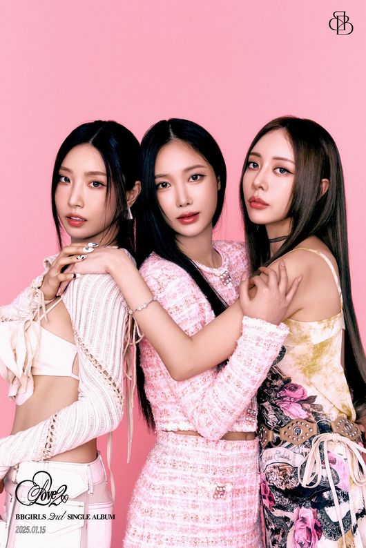 '15일 컴백' 브브걸, 3人3色 매력 빈틈없는 비주얼.. GLG 합류 후 대변신