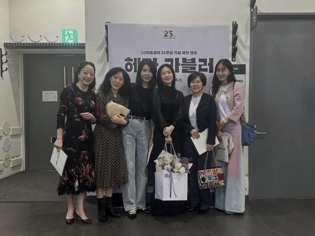 ‘현대家 <b>며느리</b>·사돈’ 다 모였다..김정은, 재벌급 인맥 인증샷