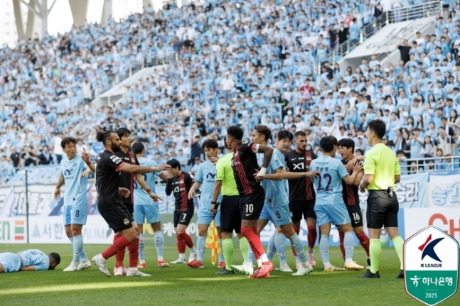 '<b>정승원 더비</b>'서 웃은 <b>서울</b>, 대구 잡고 8G만의 <b>승리</b> 신고...광주도 웃었...