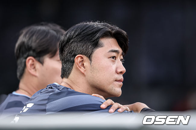 '157km 와~, 9구까지 아름다웠다' 또 볼볼볼볼, <b>윤성빈</b> 1이닝 4피안타 7사...
