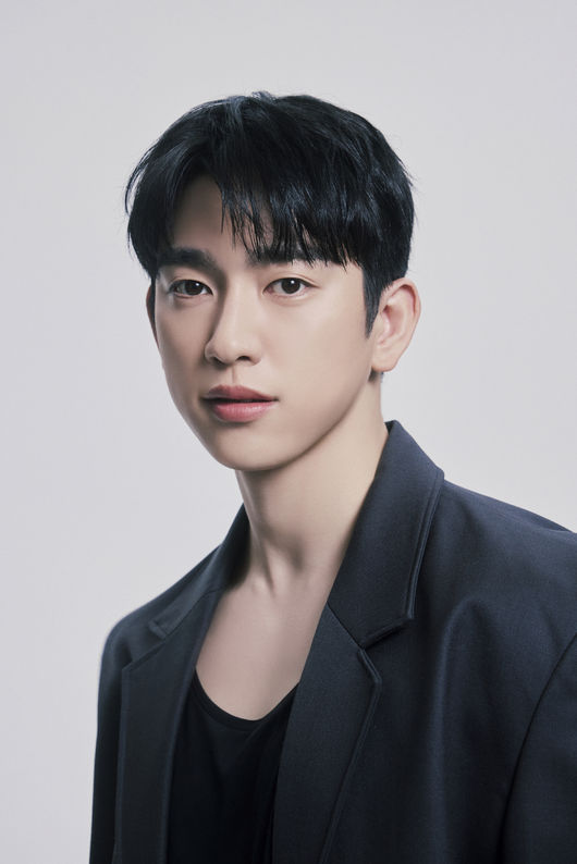 '<b>하이파이브</b>' <b>박진영</b> "갓세븐 멤버들과 멱살+주먹 다짐까지..엄청 싸웠...
