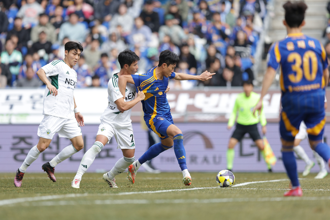 불꽃 튀는 선두 경쟁, ‘<b>전북</b>’ vs ‘<b>울산</b>’... <b>K리그</b>1 17R 관전 포인트...