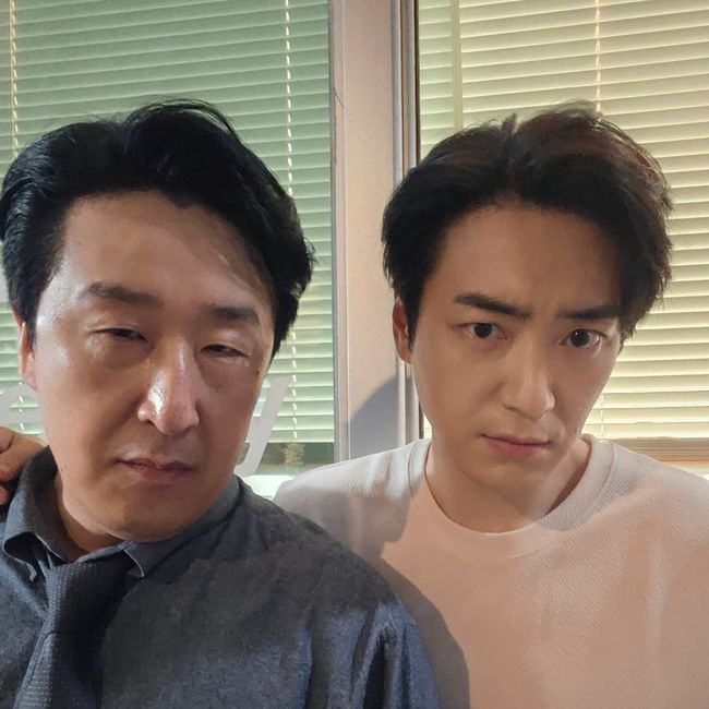 "삼촌과 조카 아냐?"..<b>현봉식</b>·이준혁, 믿기지 않는 <b>84</b>년생 동갑