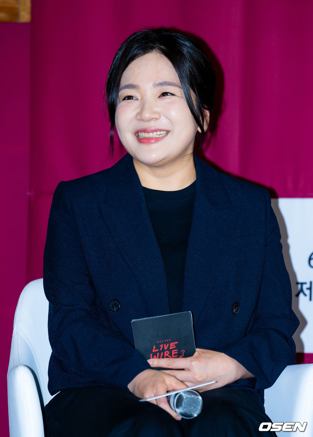 [사진]<b>라이브 와이어</b>'의 신유선 PD