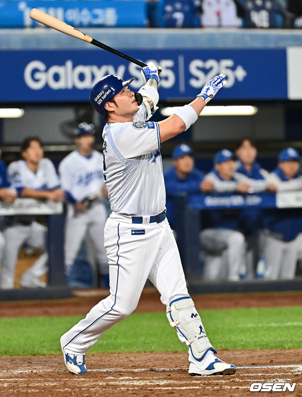 우와! ‘10G 타율 .053’ <b>박병호</b>, 그랜드슬램 폭발…<b>삼성</b>, 1회 5-0 리드 [...