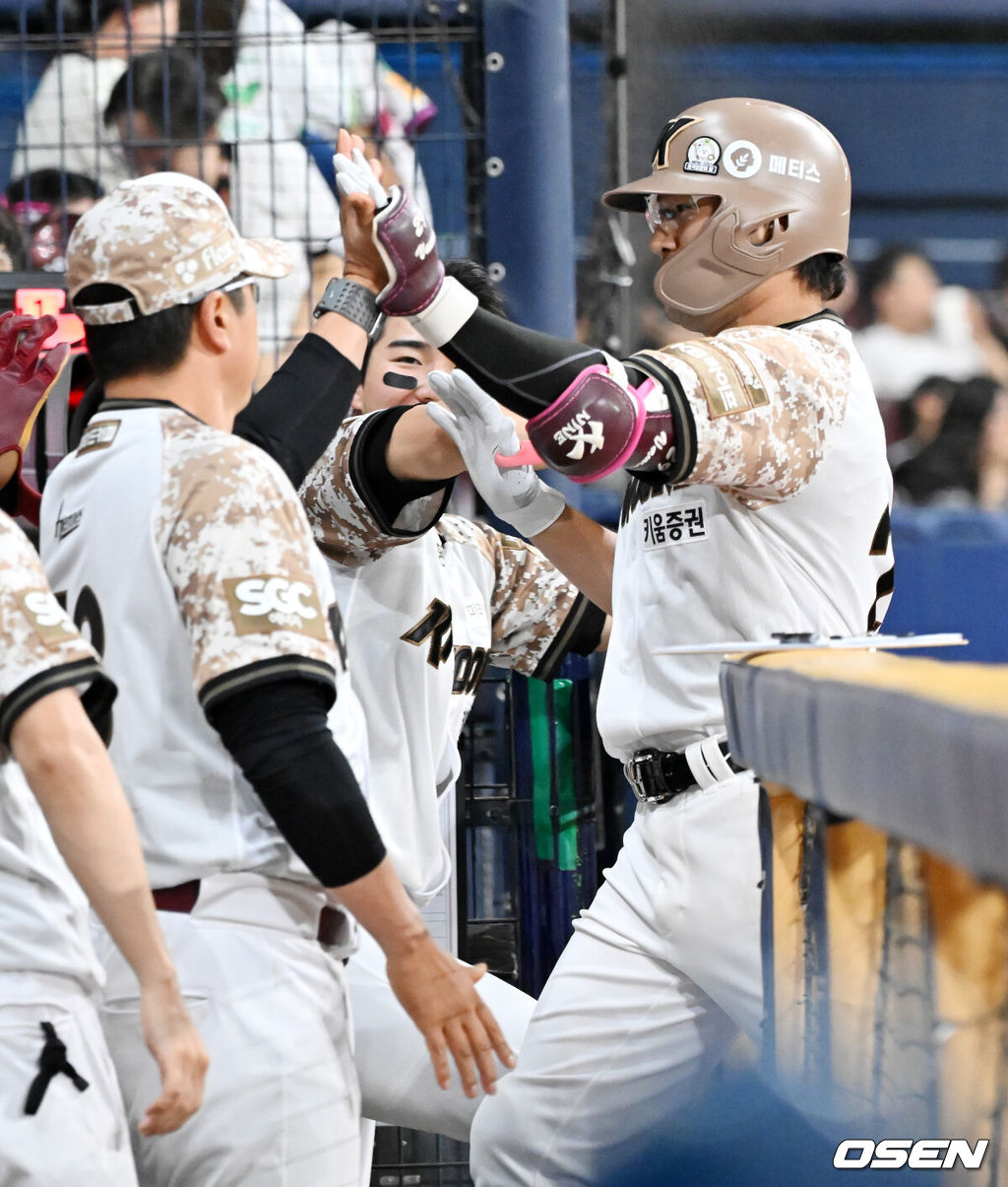 ‘13안타 1홈런 대폭발’ 최하위 키움에 잡혔다! KIA, 6-9 패배→7연승 ...