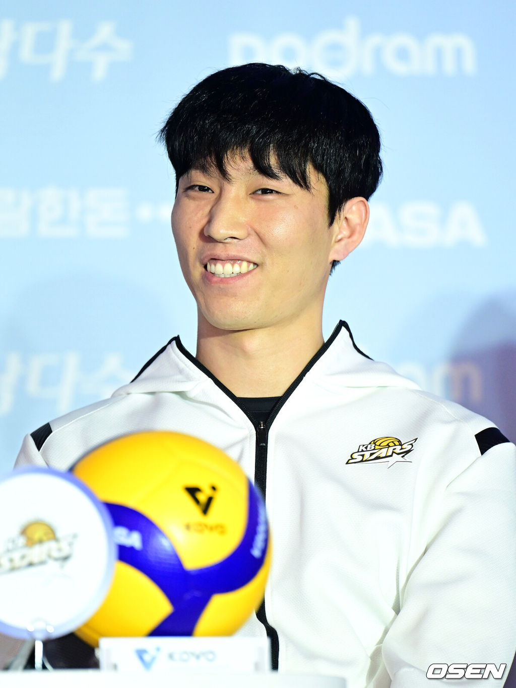 <b>황택의</b>·<b>양효진</b>·강소휘, 2025~2026 V-리그 <b>연봉</b>왕 등극