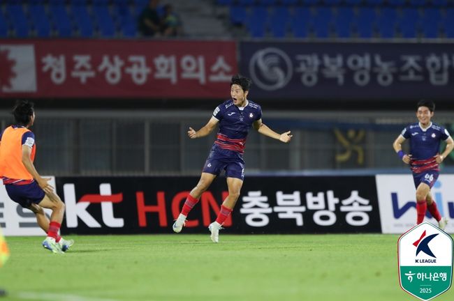 ‘전남, <b>인천</b> 독주에 제동 걸었다!’ 광양에서 2-1 승리…충북청주 홈에...