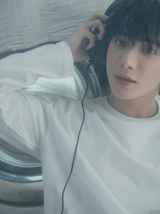 TXT 태현, 美 싱어송라이터 JVKE <b>신곡</b> ‘butterflies’ <b>피처링 참여</b>