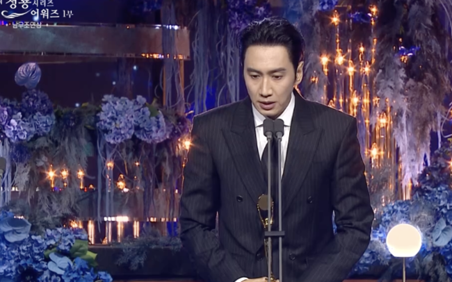 <b>이광수</b> "<b>도경수</b>가 죽는 꿈 꿨다고"..알고보니 '<b>길몽</b>' 이었다 [청룡 시리...