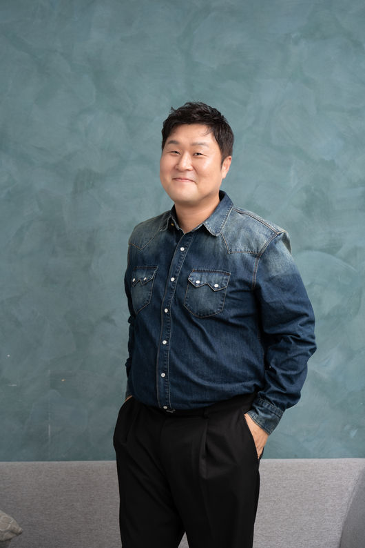'<b>좀비딸</b>' <b>윤경호</b> "'핑계고' 신인상 유력? 생각만 해도 떨려" [인터뷰①]