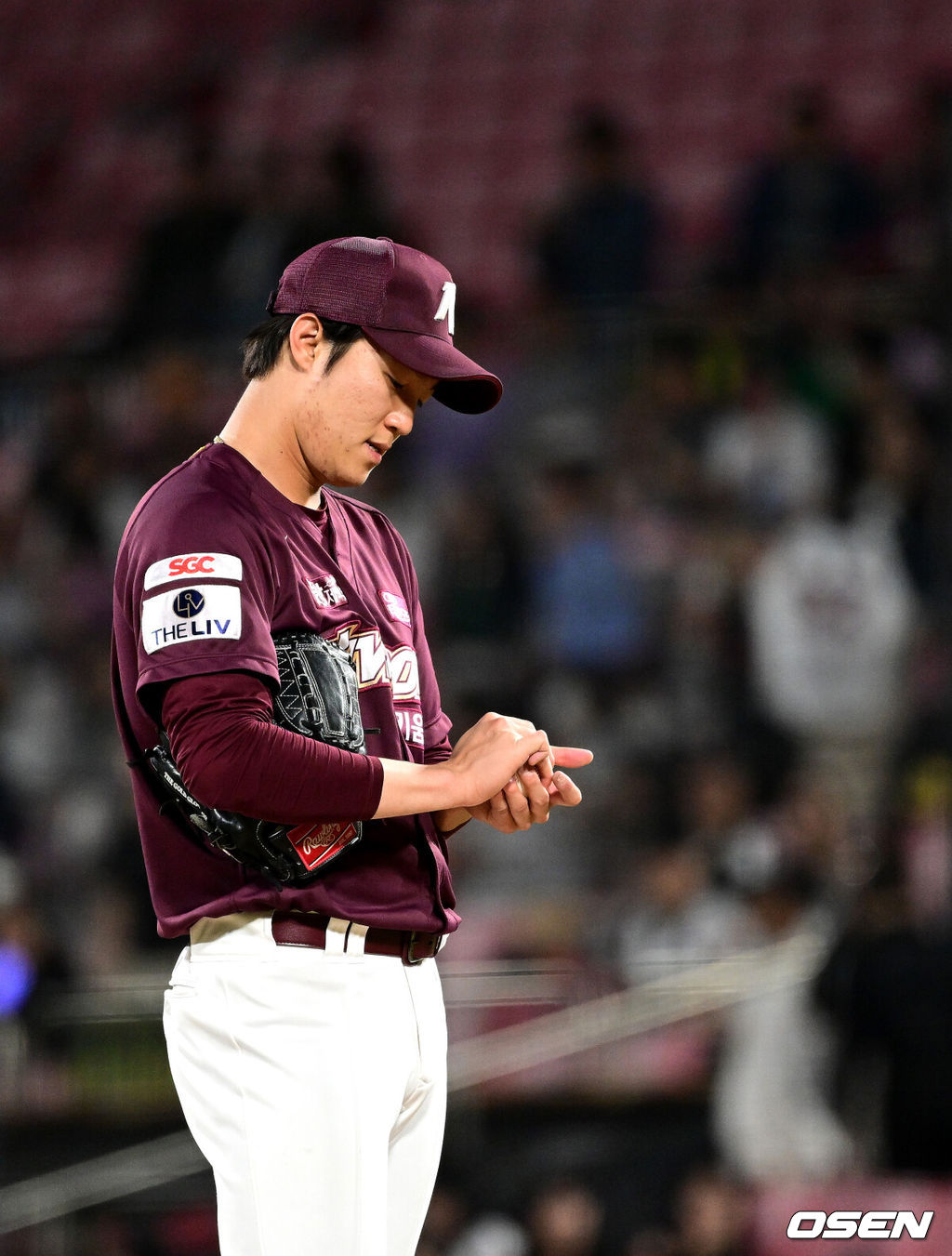 ‘6일 부족한데…’ <b>안우진</b>, 부상자명단 <b>등록</b> 불가→ML 도전 2년 늦어지...