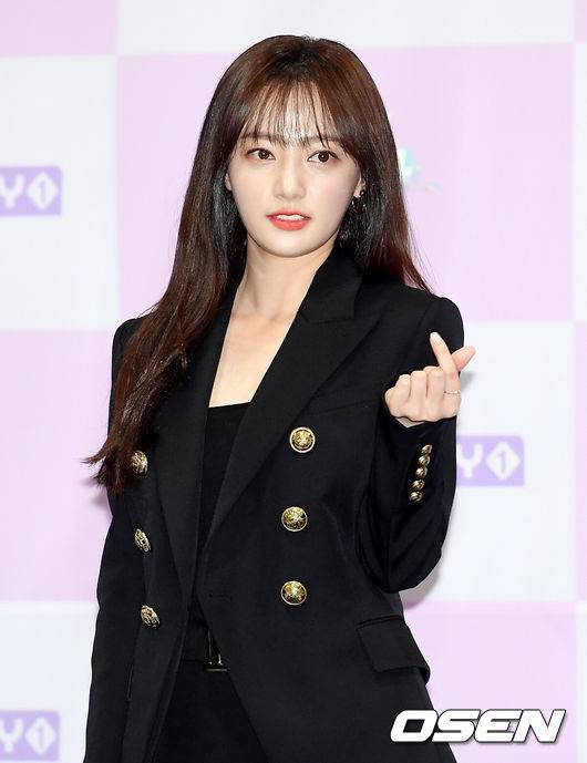 <b>송하윤 학폭</b> 최초 유포자 A씨 귀국, 100억대 <b>손배소</b> 맞고소 [Oh!쎈 이슈]