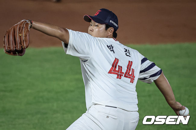 'ERA 2.91' 후반기 에이스가 쓰러졌다...하지만 박진 영웅투로 위기 극복...