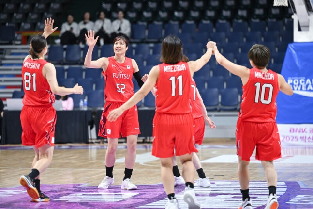 '일본 챔피언' <b>후지쯔</b>, 덴소 또 잡고 대회 <b>2연패</b> 달성 [오!쎈 부산]
