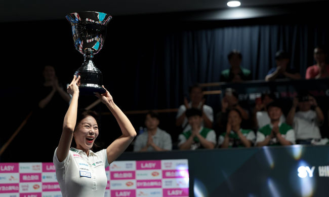 '역시 <b>당구여제</b>' <b>김가영</b>, '캄보디아 특급' 스롱 3연속 우승 제동 '통산 ...