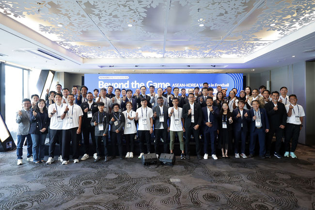 <b>축구</b>로 하나 된 한-<b>아세안</b>, KFA<b>축구사랑나눔재단</b> <b>FIELD</b> 프로그램 3년 여...