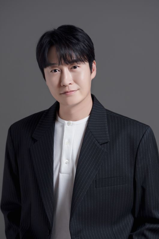 '<b>폭군</b>' <b>오의식</b> "임윤아, 정상의 내공..흔들림 없는 주인공" 극찬 [인터뷰...