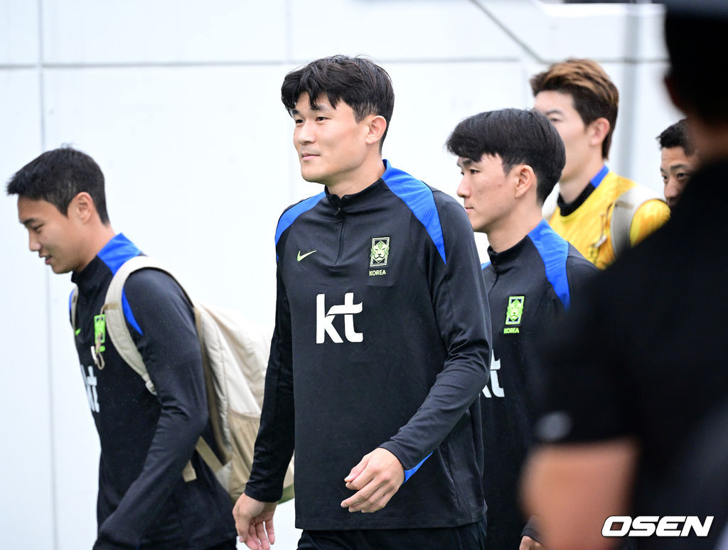 ‘발과 어깨 다 아프다!’ 부상병동 김민재, 일단 한국대표팀 합류…브...