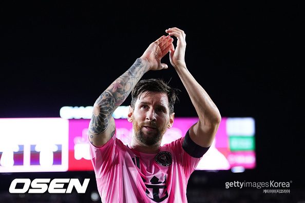 이래서 '축신'이다.. <b>메시</b>, A매치 기간 때 <b>MLS</b> 경기 출전 '2골 1도움'→'...