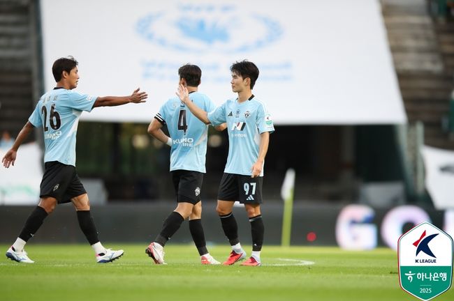 '홈에서 끝낸다!' <b>전북</b> VS '물러설 수 없는 첫 승' 수원FC 맞대결 승자는...