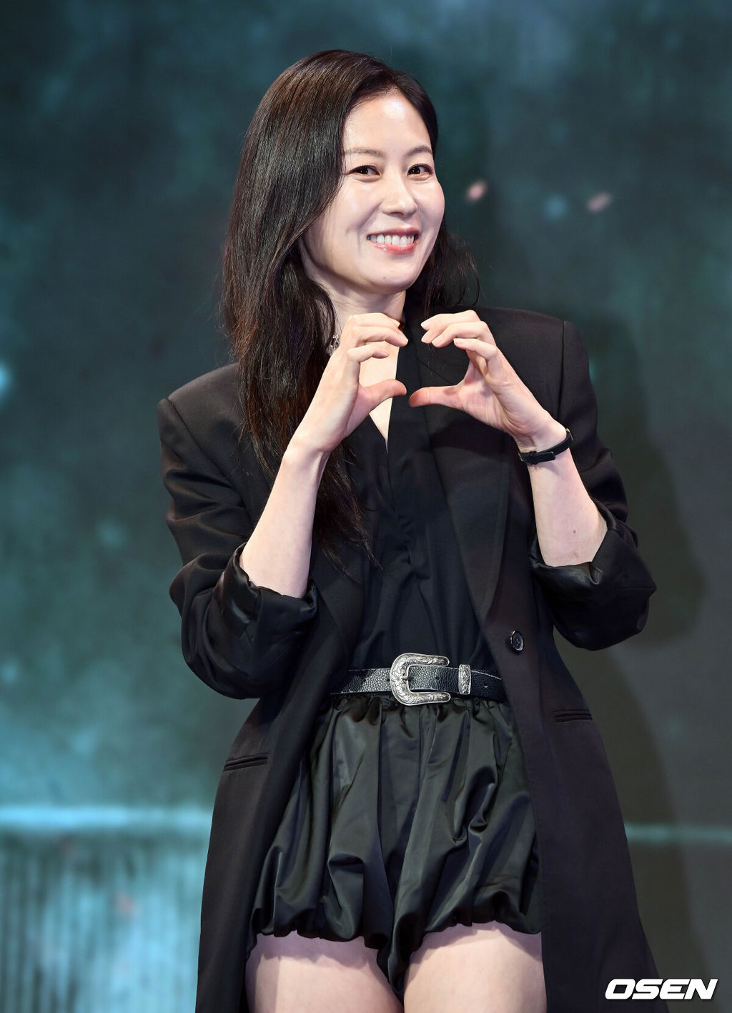 [단독] '애순이' <b>문소리</b>, '폭싹 속았수다' <b>차기작</b> 떴다...'<b>아파트</b>' 수다...