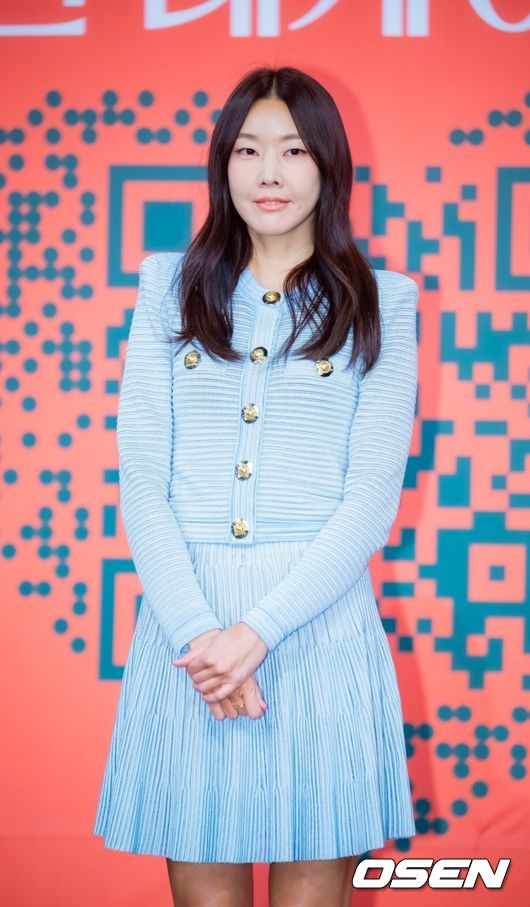 '86만 구독자' <b>한혜진</b>, <b>해킹</b> 피해 <b>유튜브</b> <b>복구</b> 완료.."늘 노력할 것"[공...