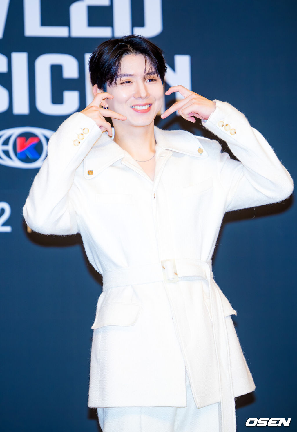 몬스타엑스 <b>기현</b>, 보컬리스트와 사랑 빠졌다…목소리만 듣고 "저 분 사랑...