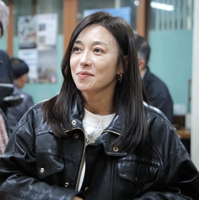 <b>장영남</b> "동네 무당도 아들이라 했는데..딸 태어나 구박 많이 받아"(백반...